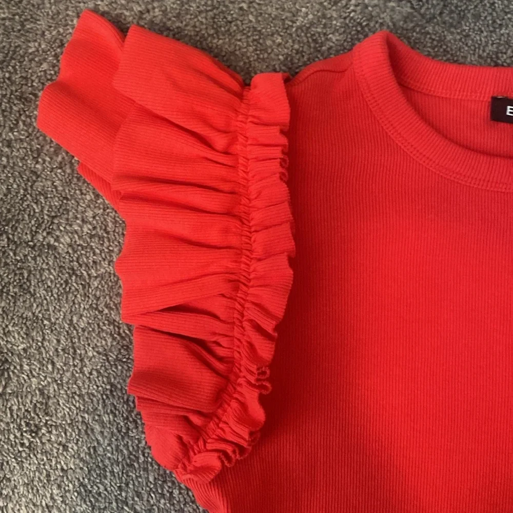 Red Ruffled Express Top - Picture 3 of 4